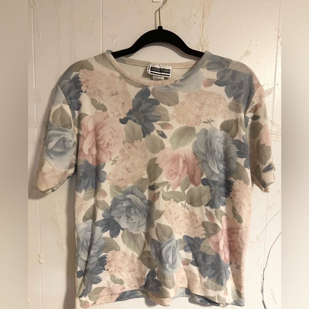 Carly Blake size M floral top